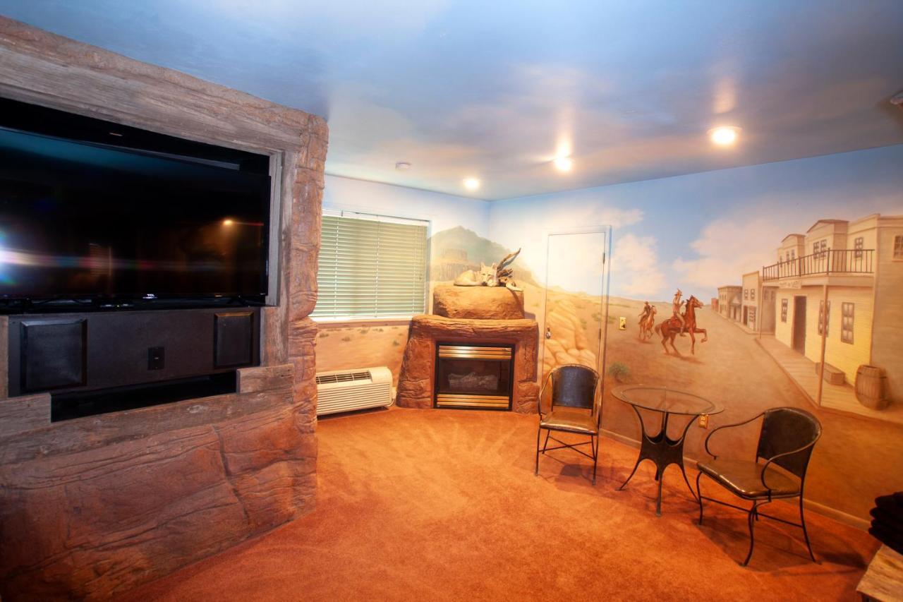 Black Swan Inn Luxurious Theme Rooms Pocatello Exterior foto
